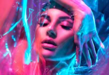 Discover the Newest Waterproof Smartphones that Come on Sale